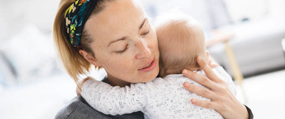 Billede af kvinde med baby Billede af kvinde med baby